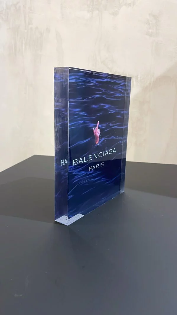 81cb90ec 7d0e 4090 878f 6c588d35e12c